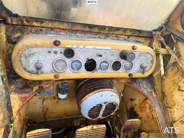 Tesviye makinesi CAT 955