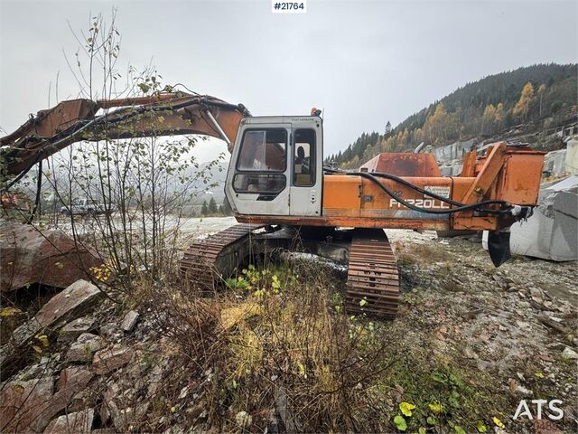 Paletli ekskavatör Hitachi FH 220 LC