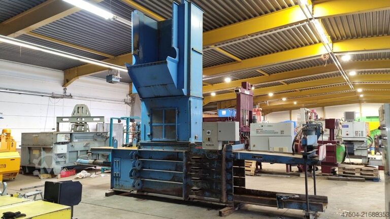 прес-підбирач Paal Pacomat II