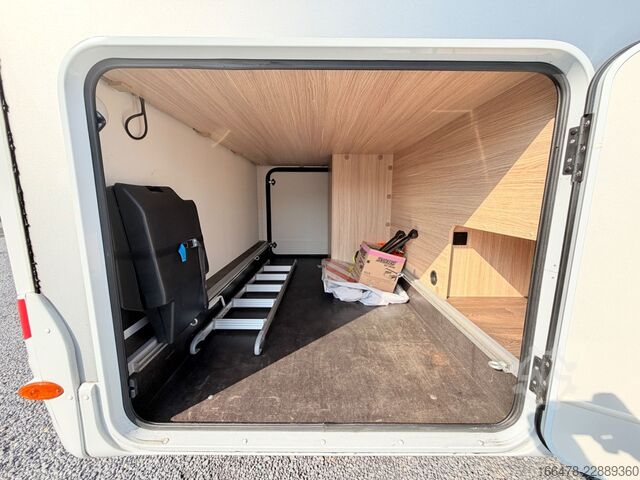 کمپر نیمه یکپارچه SUNLIGHT T 69 L *Queensbett-Hubbett*