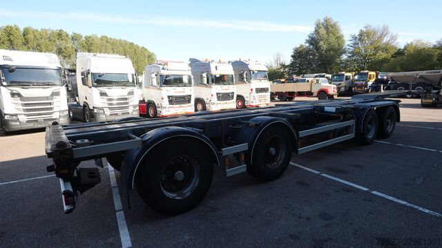 Transportasi kontainer D-tec 4 axle breaker container chassis