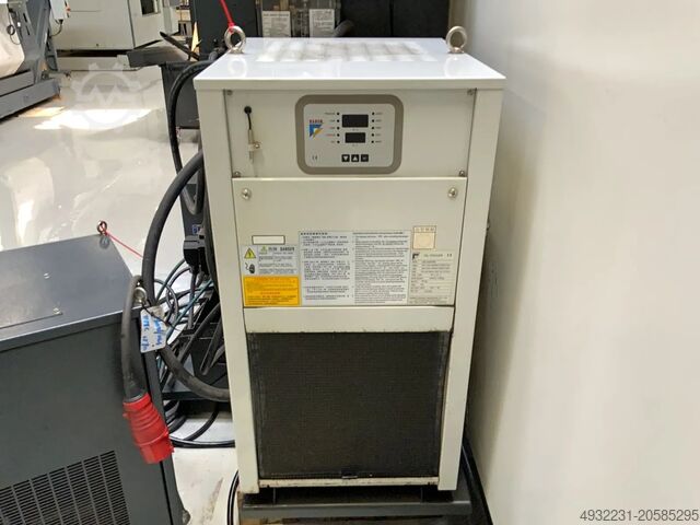 Pystysuora työstökeskus Hartford VMC 1270