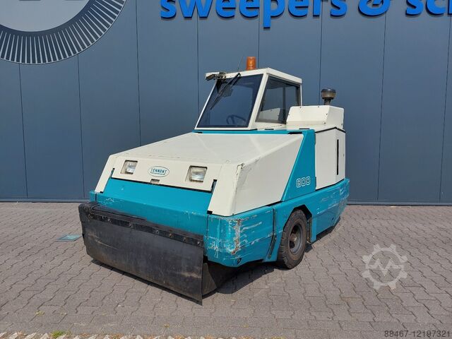 كاسحة Tennant 800