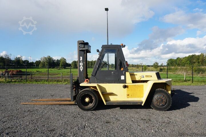 Xe nâng địa hình Caterpillar VH6 200 Forklift