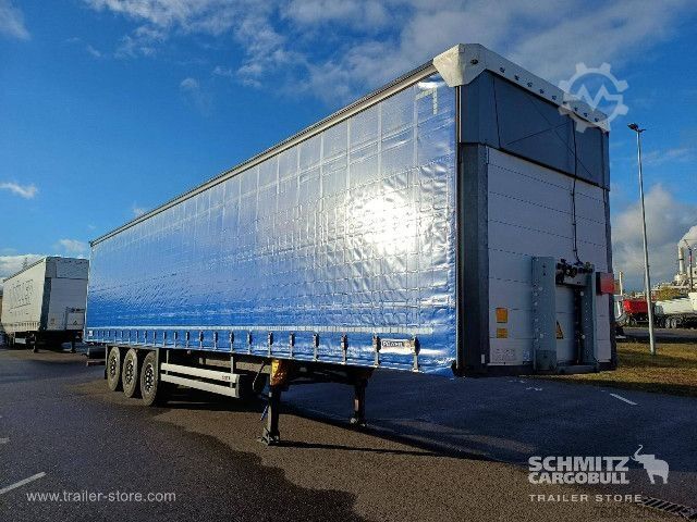 Open semitrailer with tarp Schmitz Cargobull Curtainsider Standard Getränke