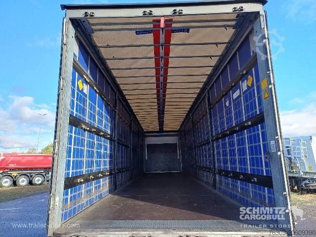 Open semitrailer with tarp Schmitz Cargobull Curtainsider Standard Getränke