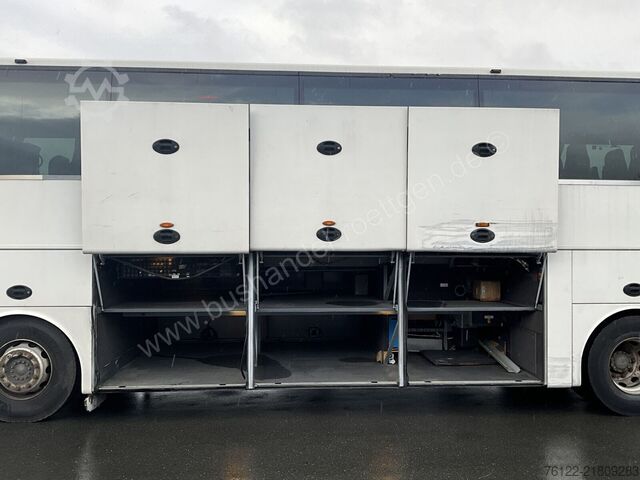 Bas pelancongan Van Hool T916 Astron