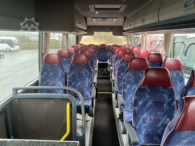 Bas pelancongan Van Hool T916 Astron