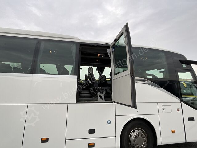 Tilausajobussi Setra S 516 HD/2