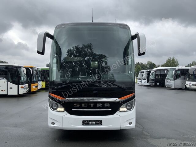 Autobus turistik Setra S 517 HDH