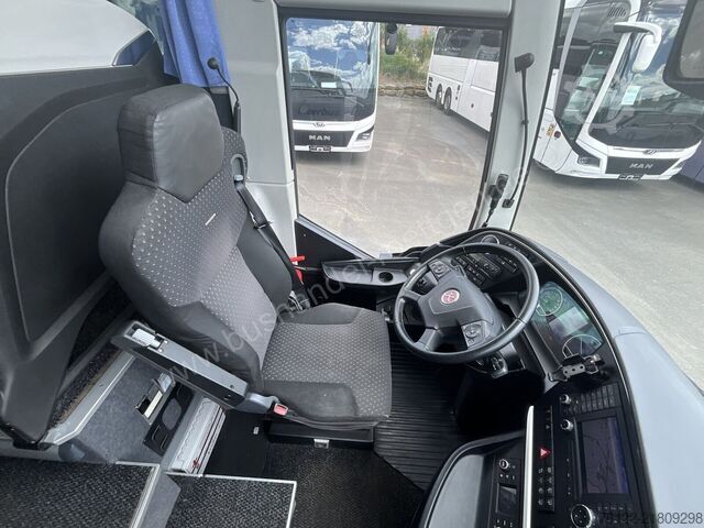 Autocarro de turismo Setra S 517 HDH