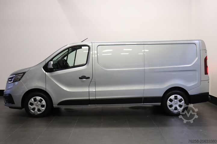 Furgão de caixa Renault Trafic 2.0 dCi L2 EURO 6 - Airco - Cruise - Tre...