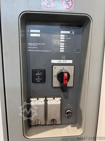 Vertikalt bearbetningscenter DECKEL MAHO DMF 220 LINEAR