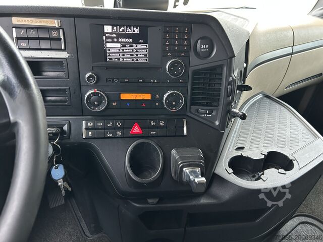 معيار SZM Mercedes-Benz Actros 2445 BigSpace / 950 dkm / NL Truck / APK...