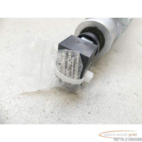 Komponentas CHIRON Chiron 1122242 / 562 006 HSK-A63 Kuppelgreifer SN: H308 --