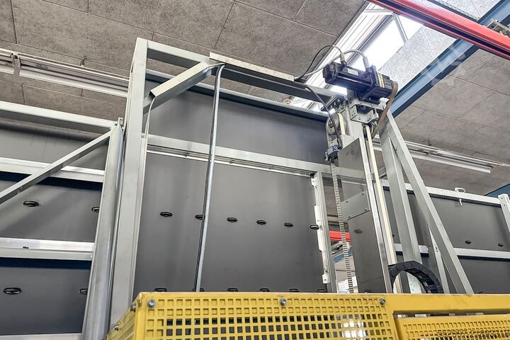 Automatische Lisec afdichting Lisec Lisec sealing robot VFL-1D/25 + APK-4/25