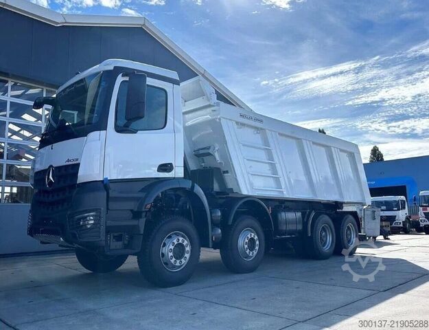 Volquete Mercedes-Benz Arocs 4140 K 8x4/4 Meiller Tipper