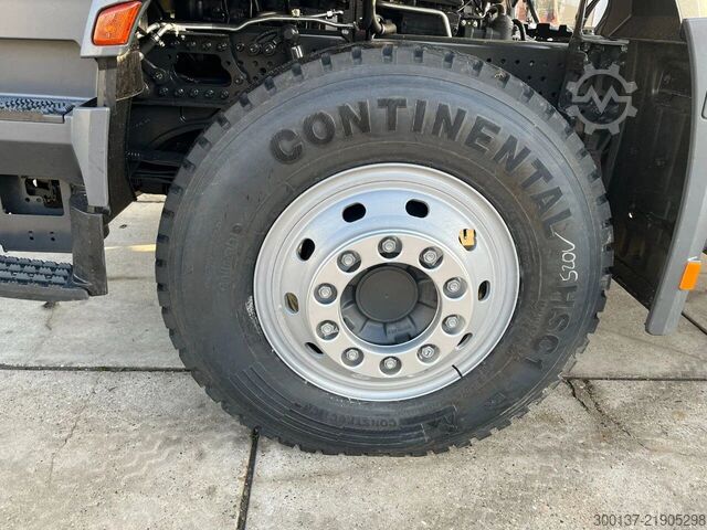 Mercedes-Benz Actros 4048 S 6x4 Tractor Head Mercedes-Benz Actros 4048 S 6x4 Tractor Head