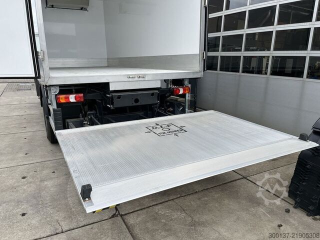 Transporte frigorífico Mercedes-Benz Atego 1725 4x4 Refrigerator Truck