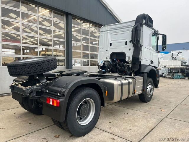 Mercedes-Benz Actros 2045 S 4x2 dráttarbifreið Mercedes-Benz Actros 2045 S 4x2 Tractor Head