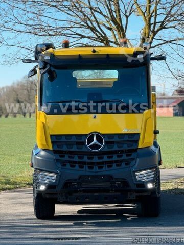 Lori tunda tiga sisi MERCEDES-BENZ Arocs 5 2653 6x4 Meiller DSK Kipper Mirror Cam