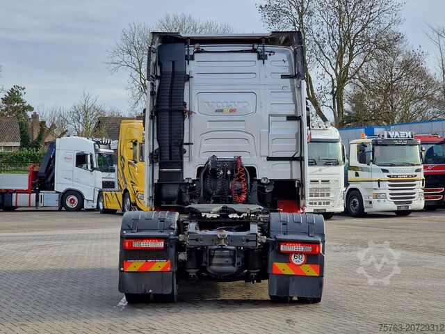 Standard-SZM Volvo FH 13.460 Globetrotter 4x2 - PTO/Hydraulic - 2x...