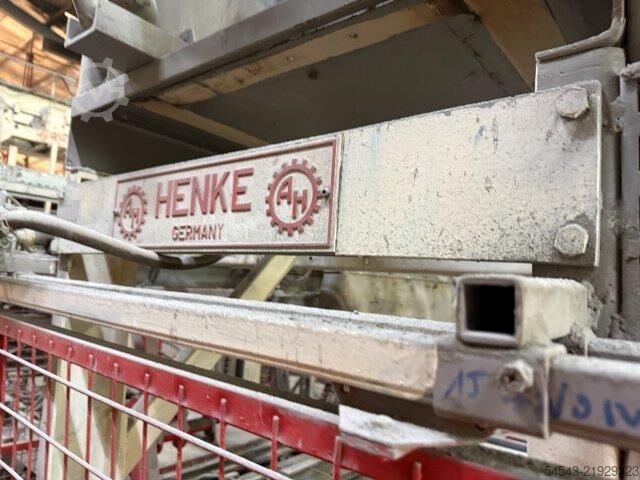 Betonsteinfertigungsanlage für Platten Henke Betonsteinproduktion/Platten