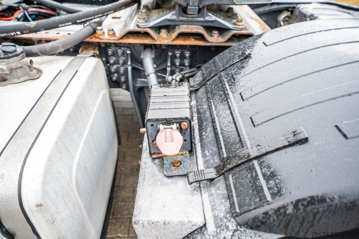 স্ট্যান্ডার্ড SZM IVECO STRALIS 460 + KIPHYDR.