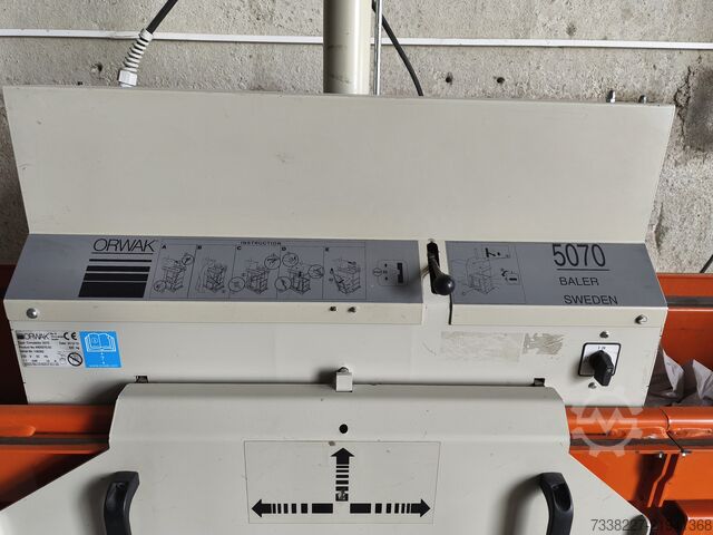 Presă de compactare deșeuri cu 3 camere Orwak Compactor 5070