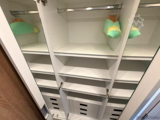 Cattle truck MERCEDES-BENZ 2653 STX 5 Pferde DOP. POP-OUT+POP-UP EXKLUSIVE