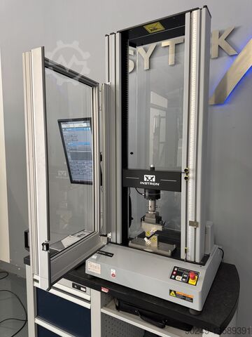 Universālā testēšanas sistēma stiepšanai un spiešanai Instron 34TM-50 50kN Serie 3400 34TM-50 Zug und Druckmaschine