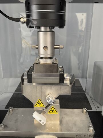Universālā testēšanas sistēma stiepšanai un spiešanai Instron 34TM-50 50kN Serie 3400 34TM-50 Zug und Druckmaschine