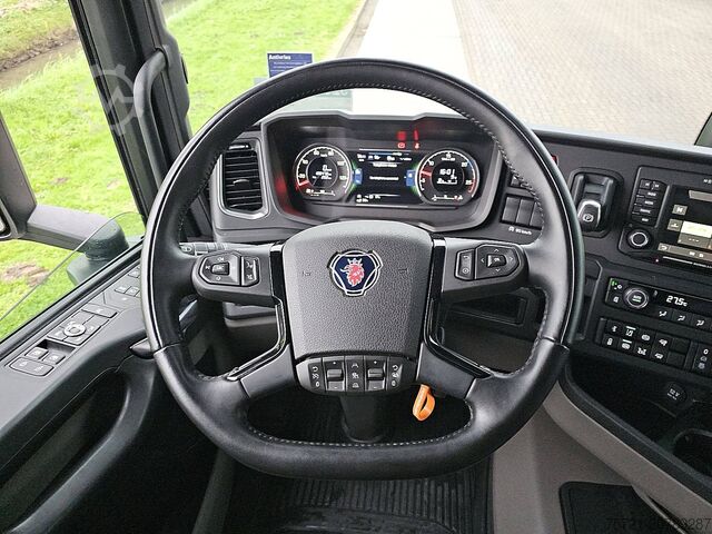 Standaard trekker SCANIA R460