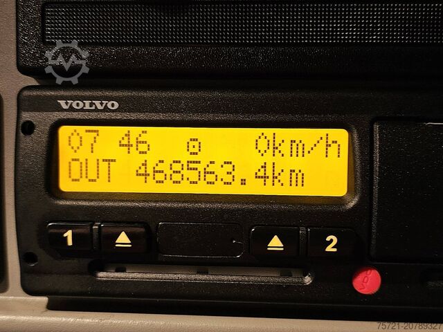 รถตู้ขนส่งรถยนต์ VOLVO FL 210.12