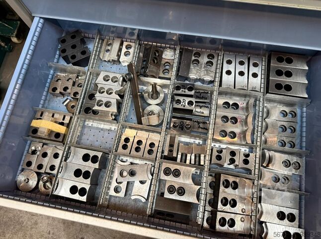 Cycle-controlled lathe MONFORTS RNC500  1500 x 300 mm