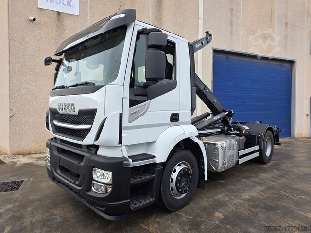 Scarrabile Iveco AT190.40