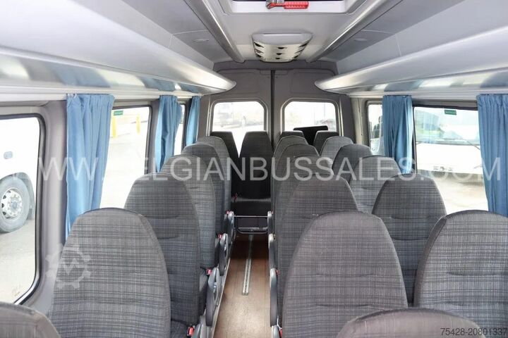 Minibus Mercedes-Benz Sprinter