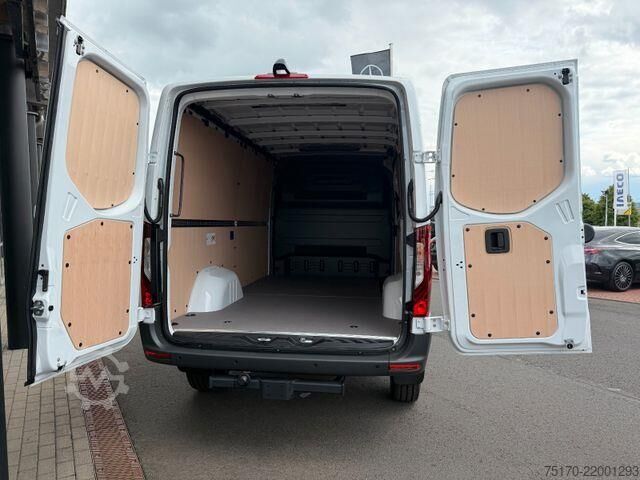 ऊंची छत वाला स्टेशन वैगन Mercedes-Benz Sprinter 319 CDI 4x4 Klima AHK DISTRONIC