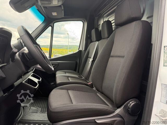 ऊंची छत वाला स्टेशन वैगन Mercedes-Benz Sprinter 319 CDI 4x4 Klima AHK DISTRONIC