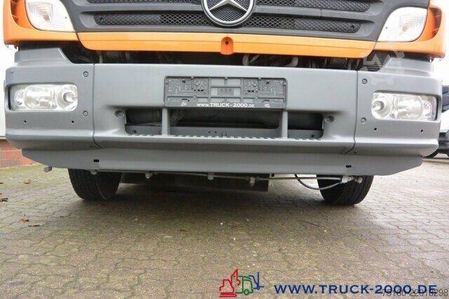Barredora de calzadas Mercedes-Benz Atego 1324 HSW Explorer 6 Hecksauger Vorsprühen