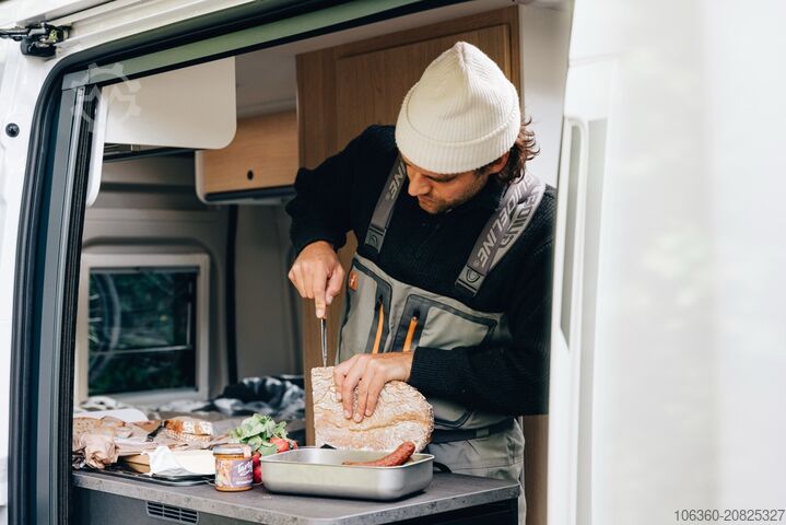 SUNLIGHT CLIFF 600 MINI VAN s WC, nový SUNLIGHT CLIFF 600