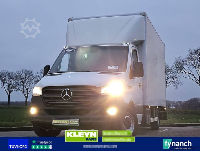 Kufor MERCEDES-BENZ SPRINTER 319 Bakwagen Laadklep V6