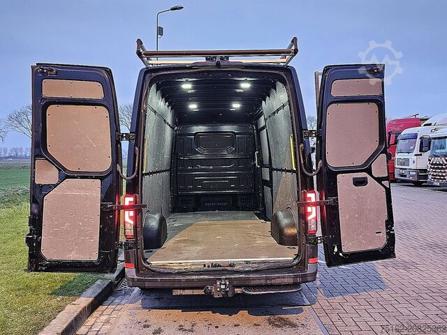 Kombi s vysokou strechou M.A.N. TGE 3.180 ac automaat EURO6