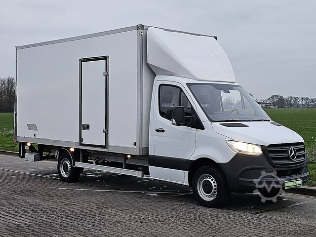 Kufor MERCEDES-BENZ SPRINTER 316 Bakwagen Laadklep!
