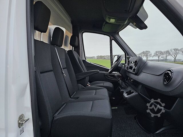 Kufor MERCEDES-BENZ SPRINTER 316 Bakwagen Laadklep!