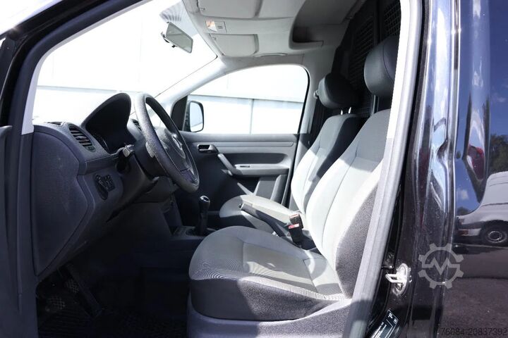 Panel van Volkswagen Caddy PARKSENSOREN-SCHUIFDEUR-AIRCO -TREKHAAK-R...