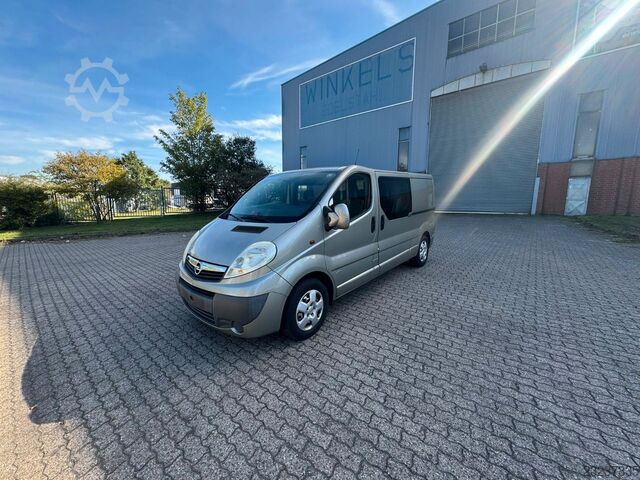 Furgoneta OPEL Vivaro Kasten L2H1 Doppelkabine *Navi*AHK