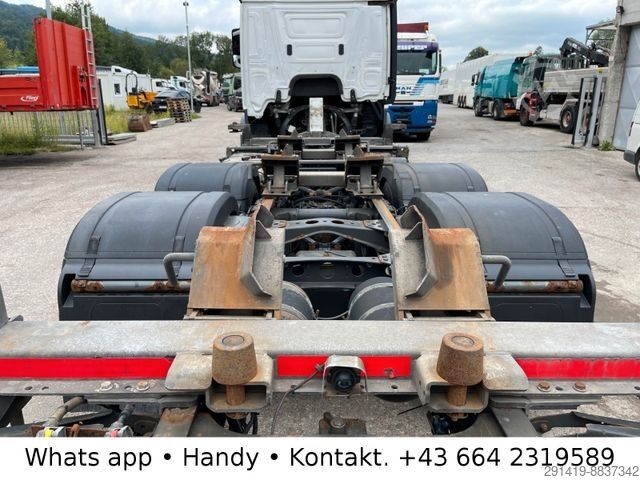 Kamion sa zamjenjivom nadogradnjom MERCEDES-BENZ Actros 2543 6x2 Euro 6 Wechselfahrgestell Bj15