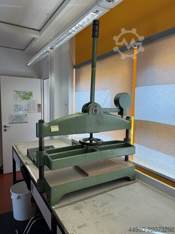 Knäledspress Tränklein 