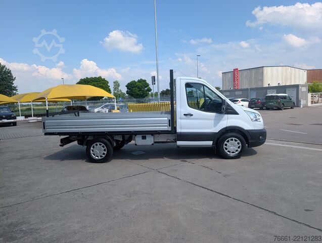 Carrinha de caixa fixa FORD TRANSIT 350 L2 Trend 2.0 130Cv Cab. CASS